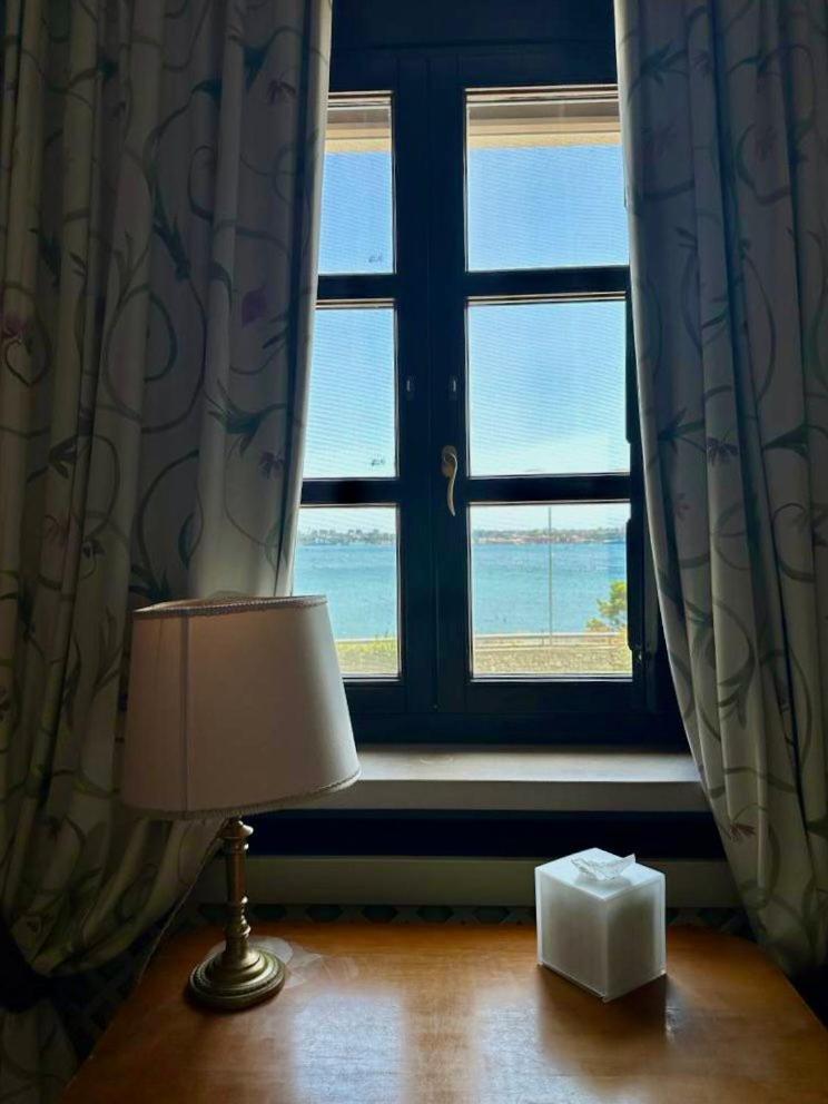 Hotel Saraceno Al Faro Taranto Exteriör bild